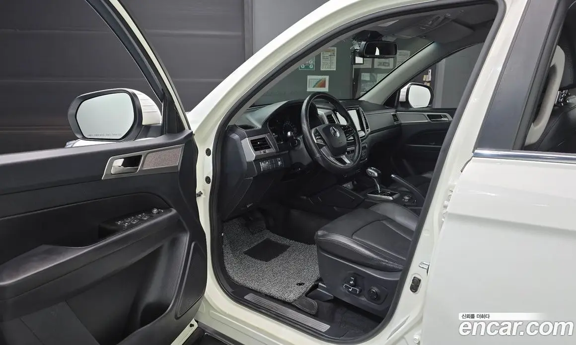 SsangYong Rexton 2019 2.2 автомат (гидро), фото 13