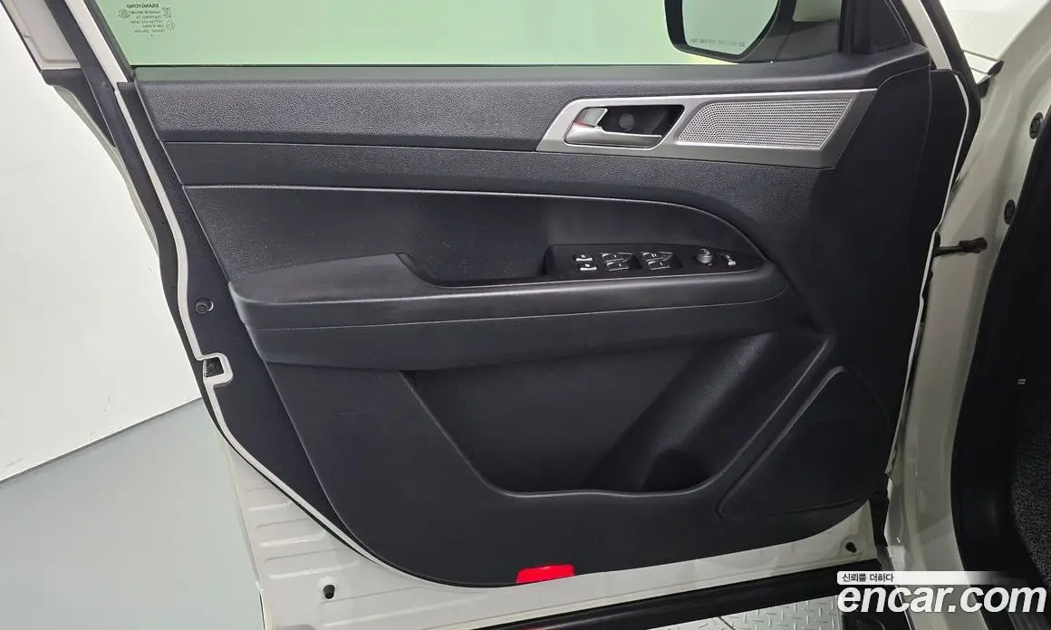 SsangYong Rexton 2019 2.2 автомат (гидро), фото 14