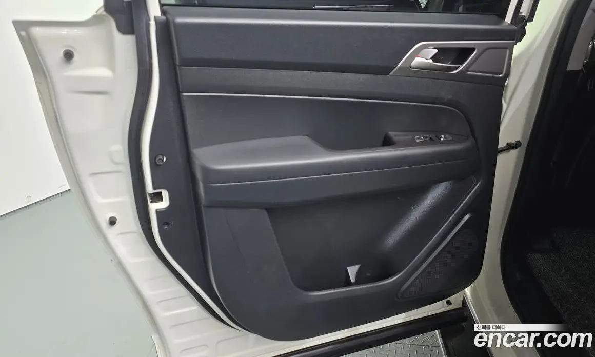 SsangYong Rexton 2019 2.2 автомат (гидро), фото 15