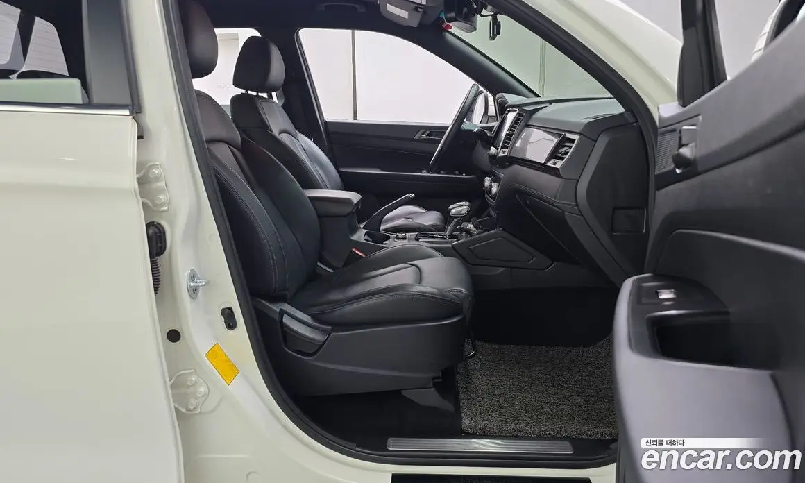 SsangYong Rexton 2020 2.2 автомат (гидро), фото 16 SsangYong Rexton 2020 2.2 автомат (гидро), фото 16