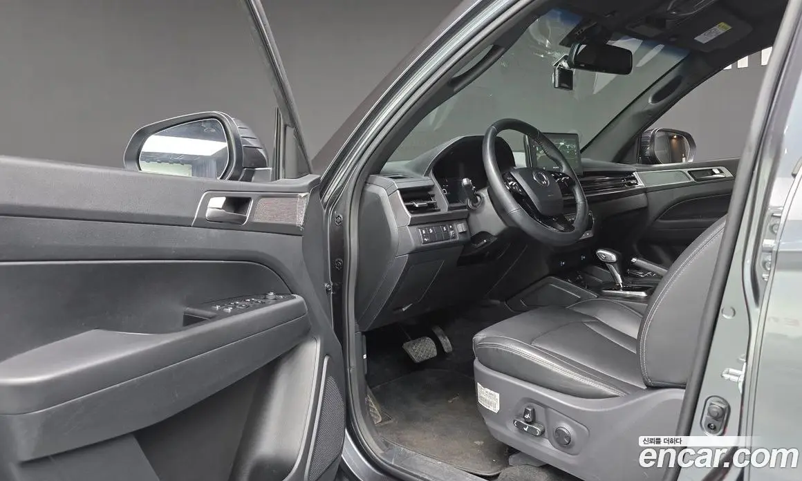 SsangYong Rexton 2024 2.2 автомат (гидро), фото 16 SsangYong Rexton 2024 2.2 автомат (гидро), фото 16