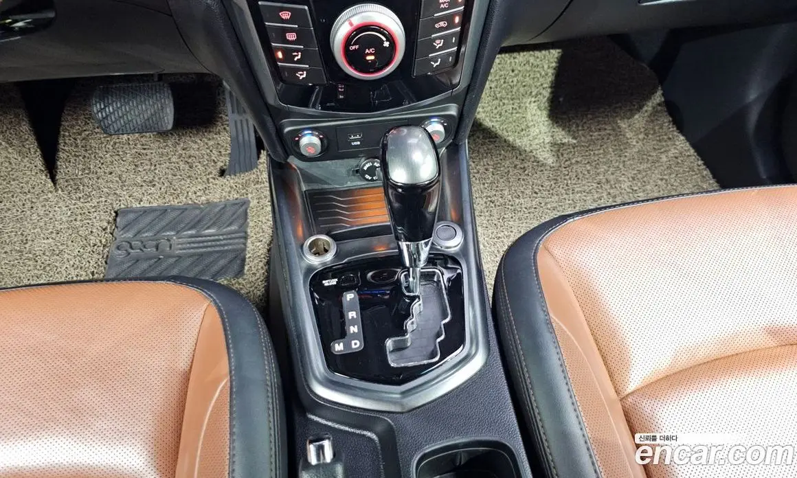 SsangYong TIBOLI 2017 1.6 автомат (гидро), фото 12 SsangYong TIBOLI 2017 1.6 автомат (гидро), фото 12