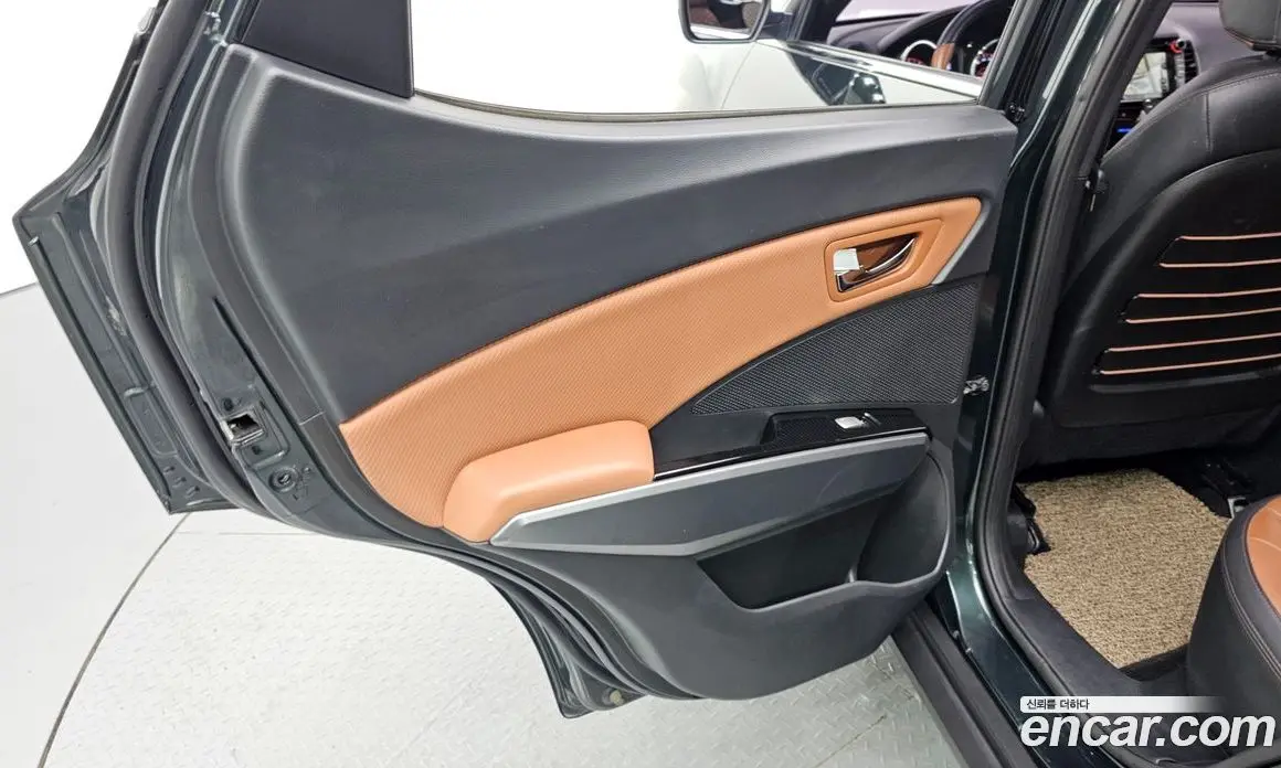 SsangYong TIBOLI 2017 1.6 автомат (гидро), фото 15 SsangYong TIBOLI 2017 1.6 автомат (гидро), фото 15