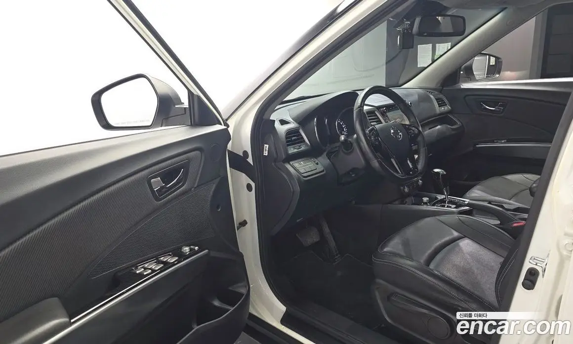 SsangYong TIBOLI 2018 1.6 автомат (гидро), фото 13