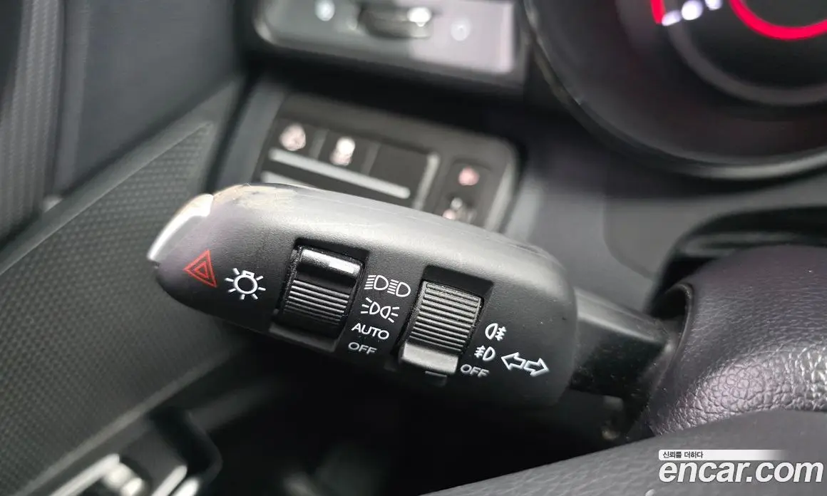 SsangYong TIBOLI 2018 1.6 автомат (гидро), фото 25