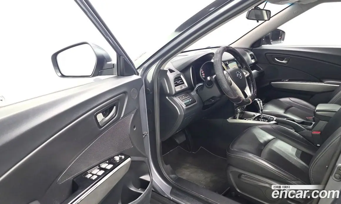 SsangYong TIBOLI 2018 1.6 автомат (гидро), фото 13 SsangYong TIBOLI 2018 1.6 автомат (гидро), фото 13