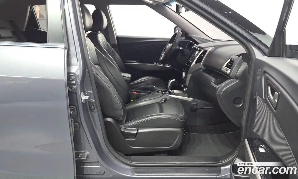 SsangYong TIBOLI 2018 1.6 автомат (гидро), фото 16 SsangYong TIBOLI 2018 1.6 автомат (гидро), фото 16