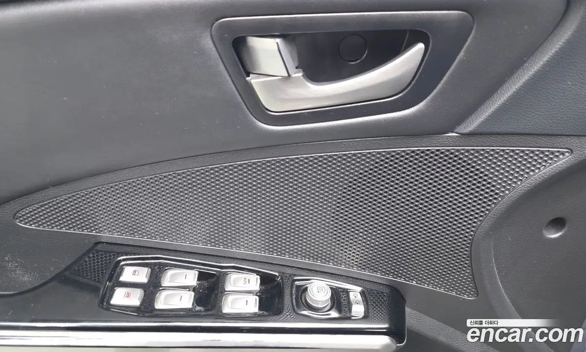 SsangYong TIBOLI 2018 1.6 автомат (гидро), фото 24 SsangYong TIBOLI 2018 1.6 автомат (гидро), фото 24
