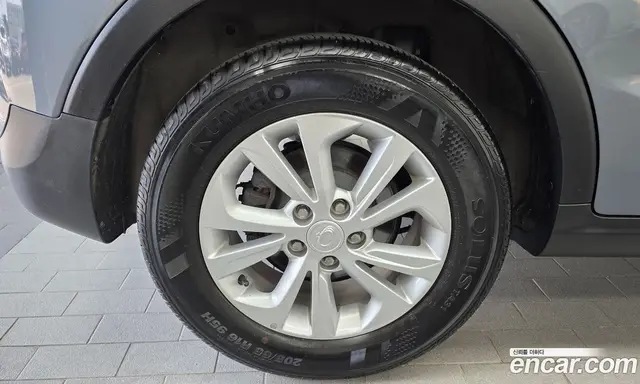 SsangYong TIBOLI 2019 1.5 автомат (гидро), миниатюра 5