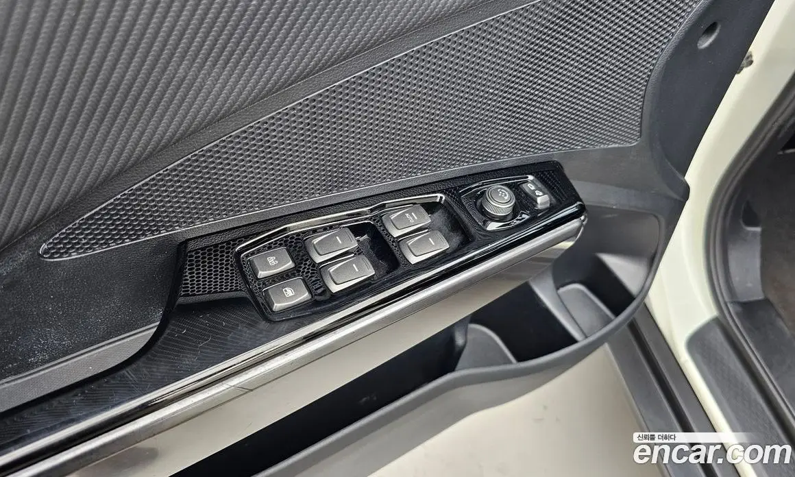 SsangYong TIBOLI 2020 1.5 автомат (гидро), фото 17 SsangYong TIBOLI 2020 1.5 автомат (гидро), фото 17