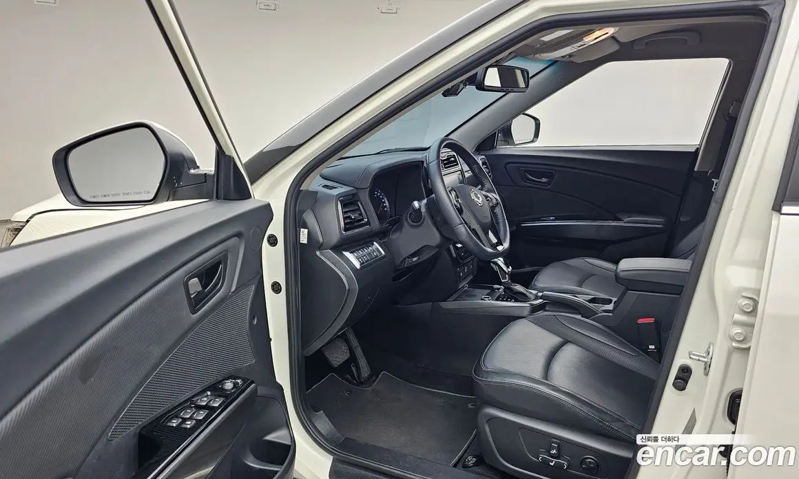 SsangYong TIBOLI 2020 1.5 автомат (гидро), фото 10 SsangYong TIBOLI 2020 1.5 автомат (гидро), фото 10