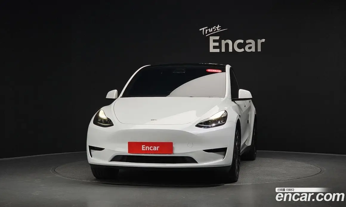Tesla Model Y 2024 0.2 автомат (гидро), фото 2 Tesla Model Y 2024 0.2 автомат (гидро), фото 2
