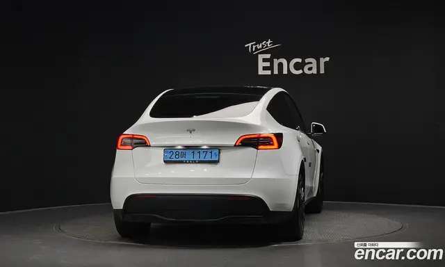 Tesla Model Y 2024 0.2 автомат (гидро), миниатюра 3 Tesla Model Y 2024 0.2 автомат (гидро), миниатюра 3