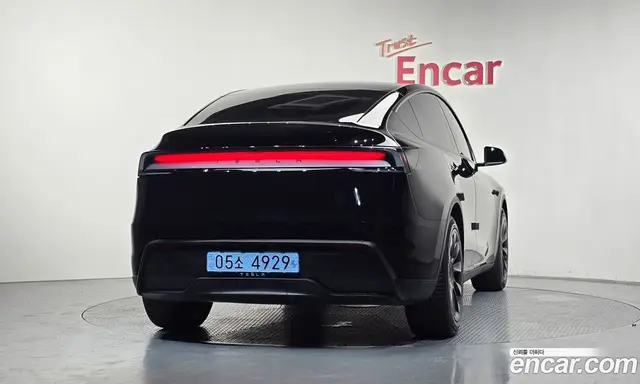 Tesla Model Y 2025 0.3 автомат (гидро), миниатюра 3 Tesla Model Y 2025 0.3 автомат (гидро), миниатюра 3