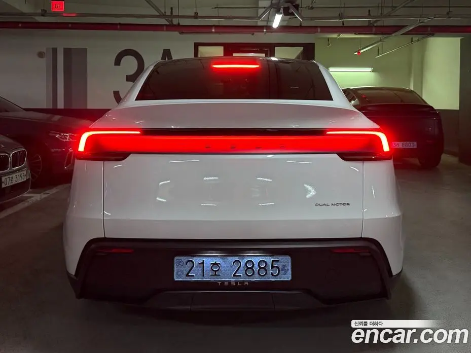 Tesla Model Y 2026 автомат (гидро), фото 5 Tesla Model Y 2026 автомат (гидро), фото 5