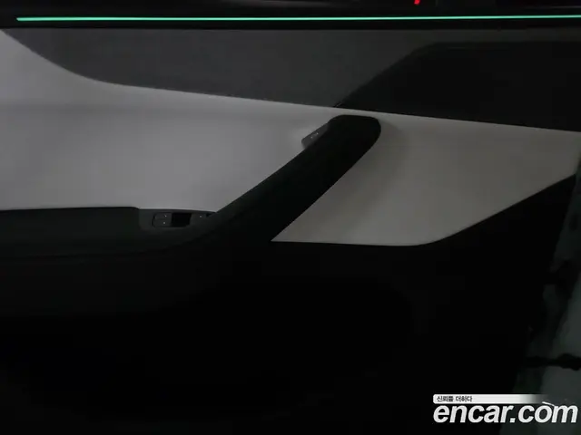 Tesla Model Y 2026 автомат (гидро), миниатюра 10 Tesla Model Y 2026 автомат (гидро), миниатюра 10