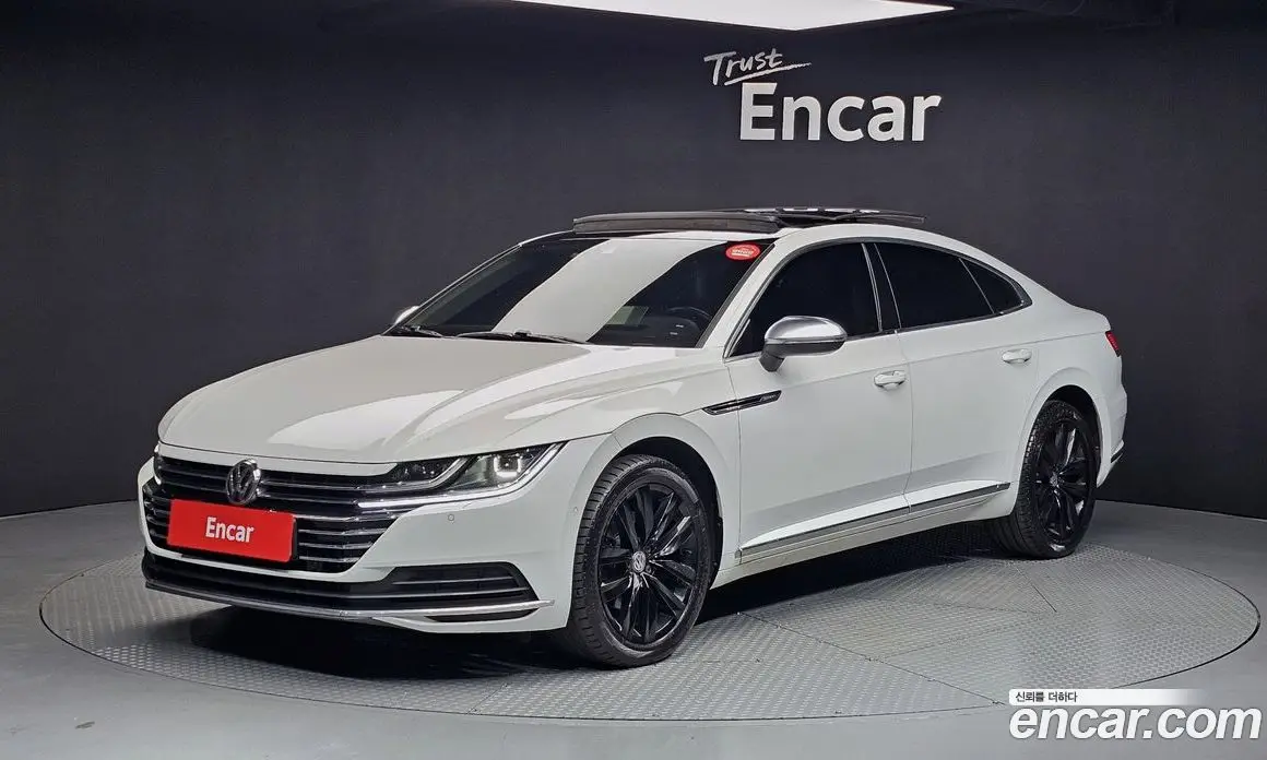 Volkswagen Arteon 2018 2.0 автомат (гидро), фото 1 Volkswagen Arteon 2018 2.0 автомат (гидро), фото 1