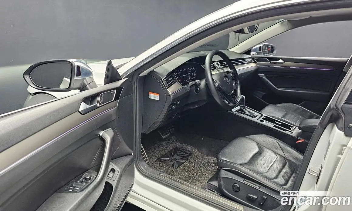 Volkswagen Arteon 2018 2.0 автомат (гидро), фото 10 Volkswagen Arteon 2018 2.0 автомат (гидро), фото 10