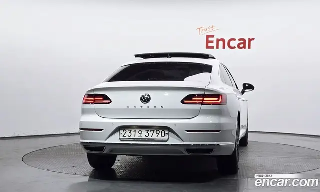 Volkswagen Arteon 2019 2.0 автомат (гидро), миниатюра 4