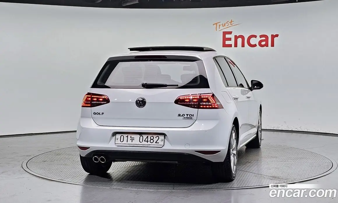 Volkswagen Golf 2016 2.0 автомат (гидро), фото 4 Volkswagen Golf 2016 2.0 автомат (гидро), фото 4