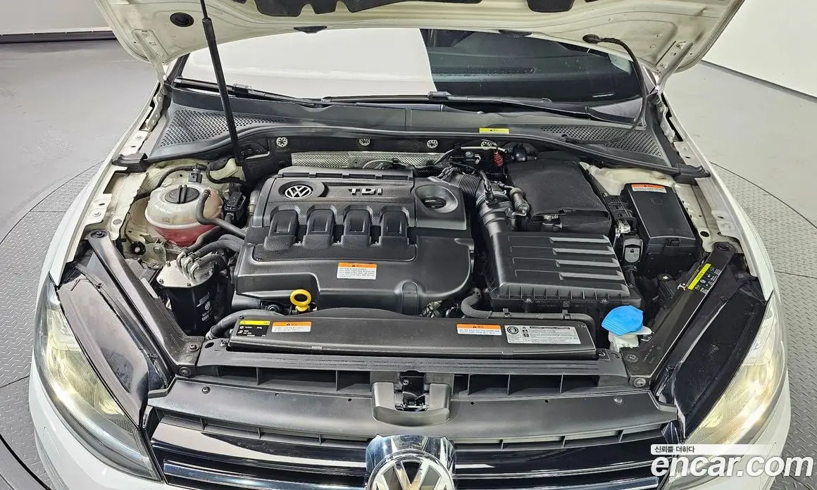 Volkswagen Golf 2016 2.0 автомат (гидро), фото 6 Volkswagen Golf 2016 2.0 автомат (гидро), фото 6