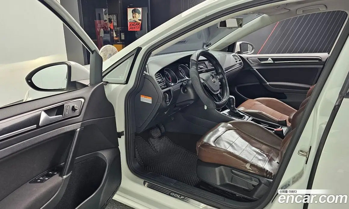 Volkswagen Golf 2016 2.0 автомат (гидро), фото 10 Volkswagen Golf 2016 2.0 автомат (гидро), фото 10
