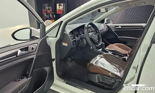 Volkswagen Golf 2016 2.0 автомат (гидро), миниатюра 10 Volkswagen Golf 2016 2.0 автомат (гидро), миниатюра 10