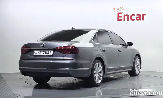 Volkswagen Passat 2018 2.0 автомат (гидро), миниатюра 2 Volkswagen Passat 2018 2.0 автомат (гидро), миниатюра 2