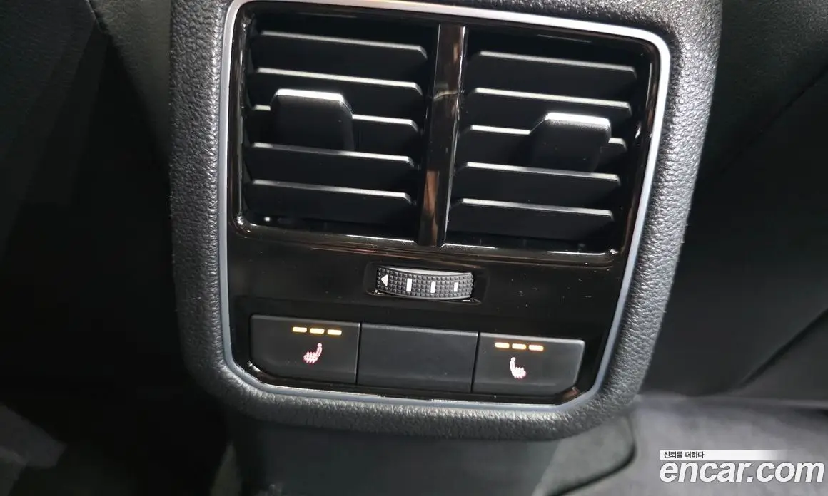 Volkswagen Passat 2018 2.0 автомат (гидро), фото 20 Volkswagen Passat 2018 2.0 автомат (гидро), фото 20