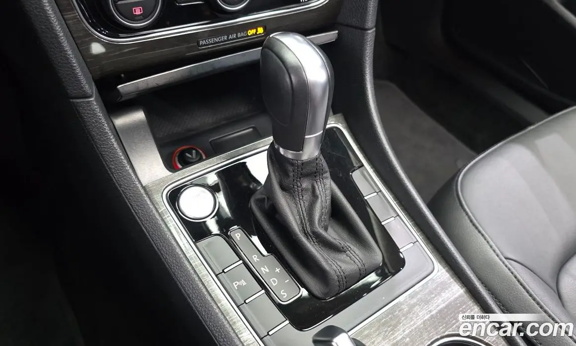 Volkswagen Passat 2018 2.0 автомат (гидро), фото 9 Volkswagen Passat 2018 2.0 автомат (гидро), фото 9