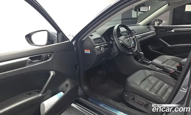 Volkswagen Passat 2018 2.0 автомат (гидро), миниатюра 10 Volkswagen Passat 2018 2.0 автомат (гидро), миниатюра 10