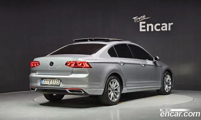 Volkswagen Passat 2021 2.0 автомат (гидро), миниатюра 2 Volkswagen Passat 2021 2.0 автомат (гидро), миниатюра 2