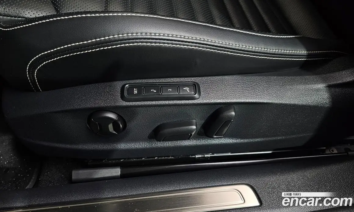Volkswagen Passat 2021 2.0 автомат (гидро), фото 18 Volkswagen Passat 2021 2.0 автомат (гидро), фото 18