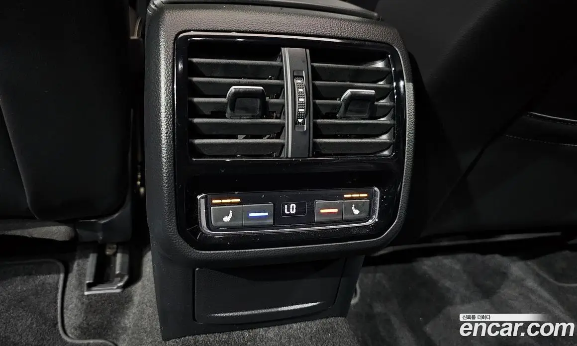 Volkswagen Passat 2021 2.0 автомат (гидро), фото 19 Volkswagen Passat 2021 2.0 автомат (гидро), фото 19