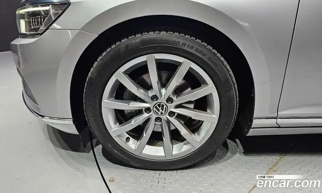 Volkswagen Passat 2021 2.0 автомат (гидро), миниатюра 5 Volkswagen Passat 2021 2.0 автомат (гидро), миниатюра 5