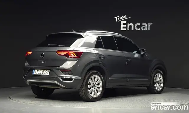 Volkswagen T-Roc 2021 2.0 автомат (гидро), миниатюра 2 Volkswagen T-Roc 2021 2.0 автомат (гидро), миниатюра 2