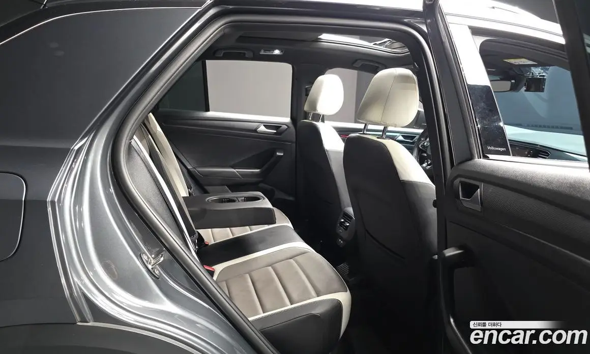 Volkswagen T-Roc 2021 2.0 автомат (гидро), фото 18 Volkswagen T-Roc 2021 2.0 автомат (гидро), фото 18