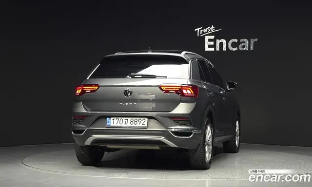 Volkswagen T-Roc 2021 2.0 автомат (гидро), миниатюра 4 Volkswagen T-Roc 2021 2.0 автомат (гидро), миниатюра 4