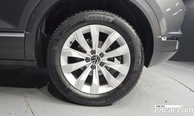 Volkswagen T-Roc 2021 2.0 автомат (гидро), миниатюра 5 Volkswagen T-Roc 2021 2.0 автомат (гидро), миниатюра 5