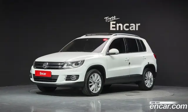Volkswagen Tiguan 2014 2.0 автомат (гидро), миниатюра 1 Volkswagen Tiguan 2014 2.0 автомат (гидро), миниатюра 1