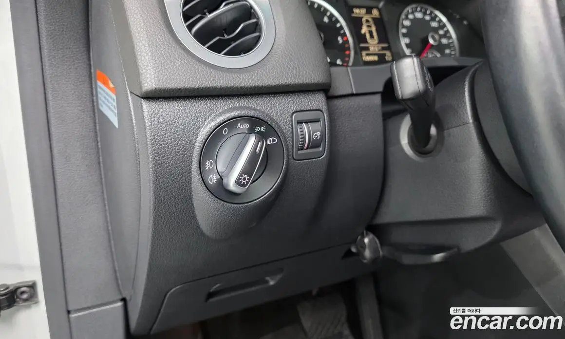 Volkswagen Tiguan 2014 2.0 автомат (гидро), фото 26 Volkswagen Tiguan 2014 2.0 автомат (гидро), фото 26