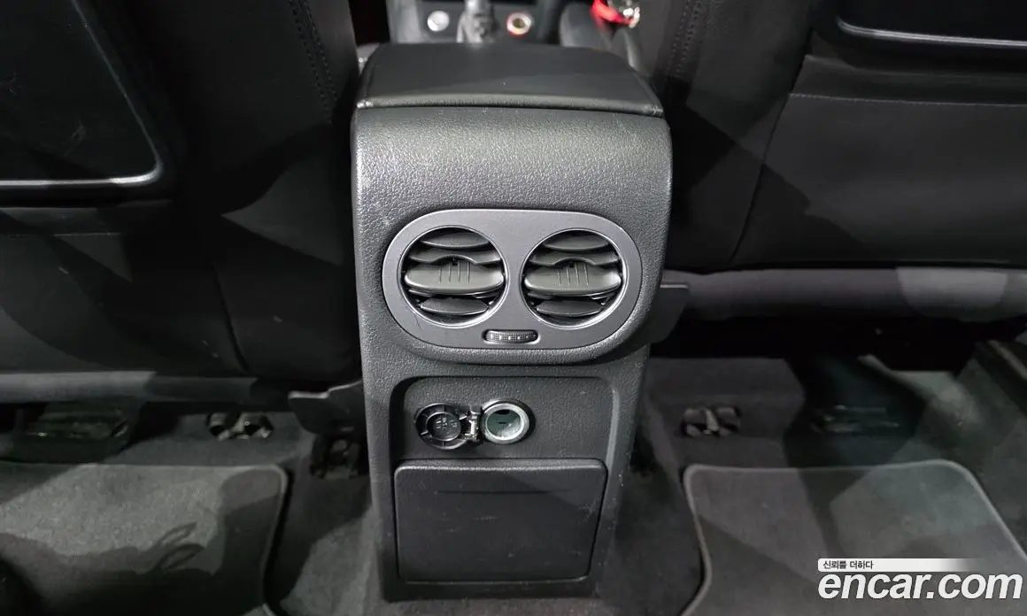 Volkswagen Tiguan 2014 2.0 автомат (гидро), фото 31 Volkswagen Tiguan 2014 2.0 автомат (гидро), фото 31
