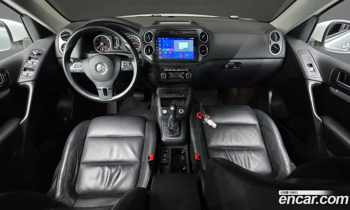 Volkswagen Tiguan 2014 2.0 автомат (гидро), фото 10 Volkswagen Tiguan 2014 2.0 автомат (гидро), фото 10