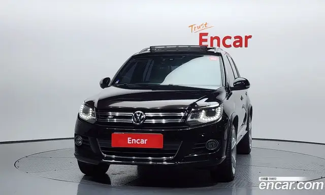 Volkswagen Tiguan 2015 2.0 автомат (гидро), миниатюра 3