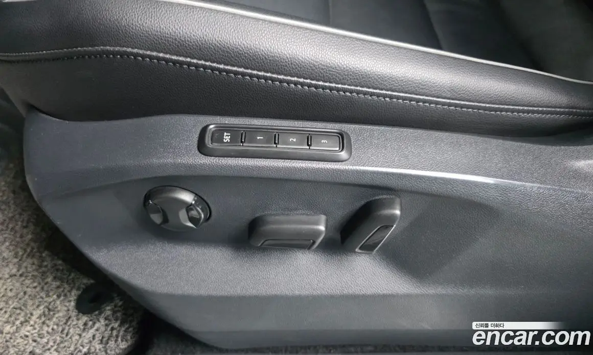 Volkswagen Tiguan 2018 2.0 автомат (гидро), фото 31 Volkswagen Tiguan 2018 2.0 автомат (гидро), фото 31
