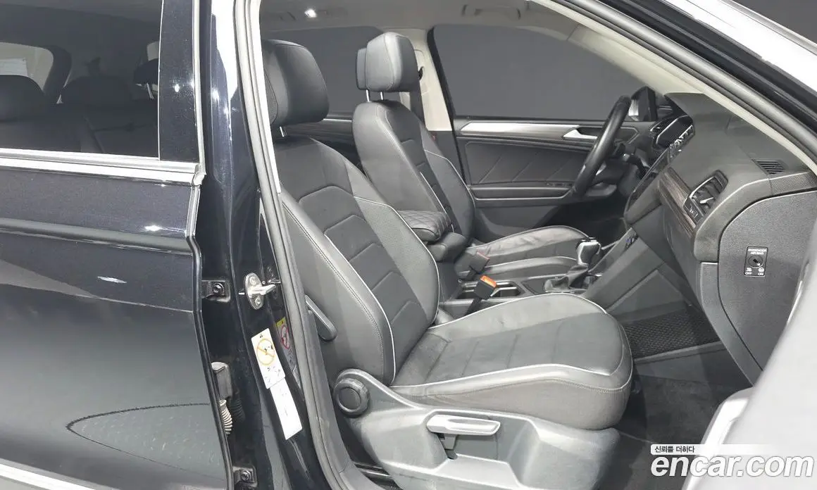 Volkswagen Tiguan 2022 2.0 автомат (гидро), фото 11 Volkswagen Tiguan 2022 2.0 автомат (гидро), фото 11