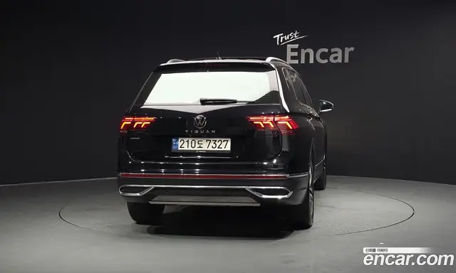Volkswagen Tiguan 2022 2.0 автомат (гидро), миниатюра 4 Volkswagen Tiguan 2022 2.0 автомат (гидро), миниатюра 4