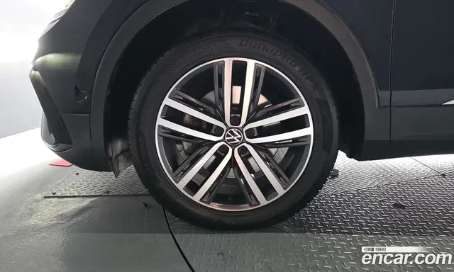 Volkswagen Tiguan 2022 2.0 автомат (гидро), миниатюра 5 Volkswagen Tiguan 2022 2.0 автомат (гидро), миниатюра 5