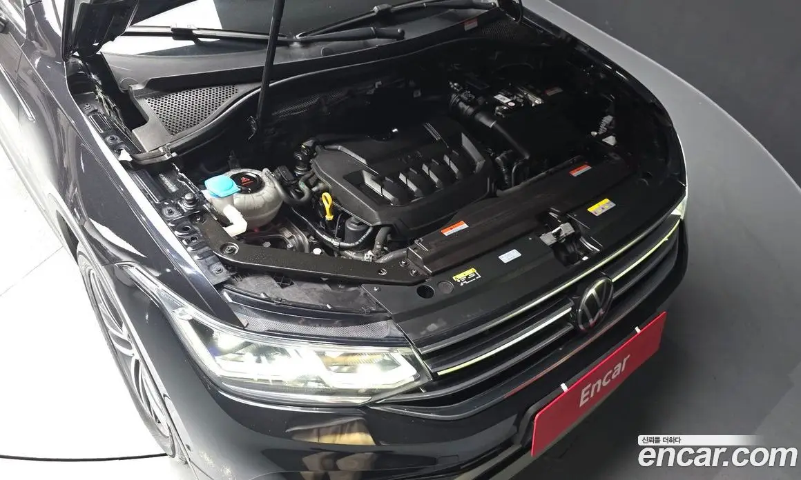 Volkswagen Tiguan 2022 2.0 автомат (гидро), фото 6 Volkswagen Tiguan 2022 2.0 автомат (гидро), фото 6