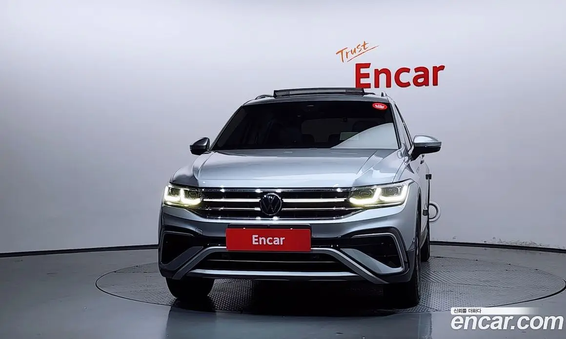 Volkswagen Tiguan 2023 2.0 автомат (гидро), фото 3